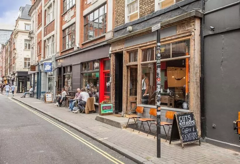 Basic Apartment For Two Amazing Location