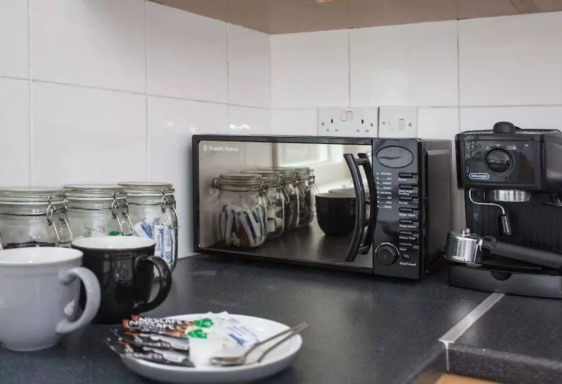 Basic Apartment For Two Amazing Location