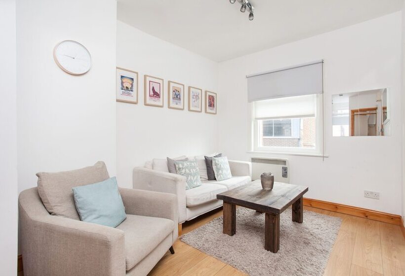 Basic Apartment For Two Amazing Location