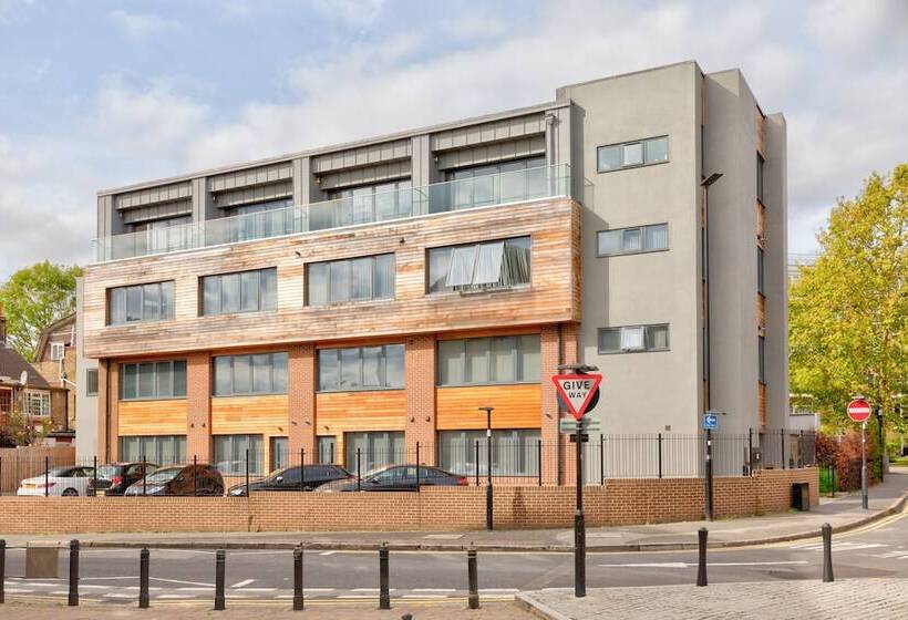 The Concord Modern 2 Bedroom Apartment