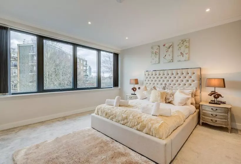 The Concord Modern 2 Bedroom Apartment