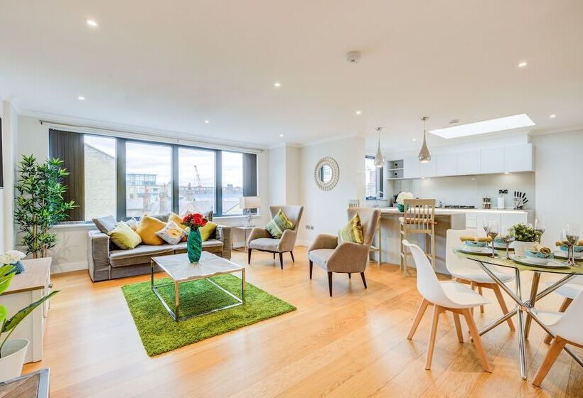 The Concord Modern 2 Bedroom Apartment