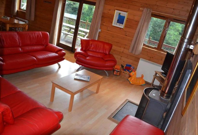 Coombe Mill Holidays