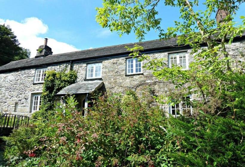 Coombe Mill Holidays