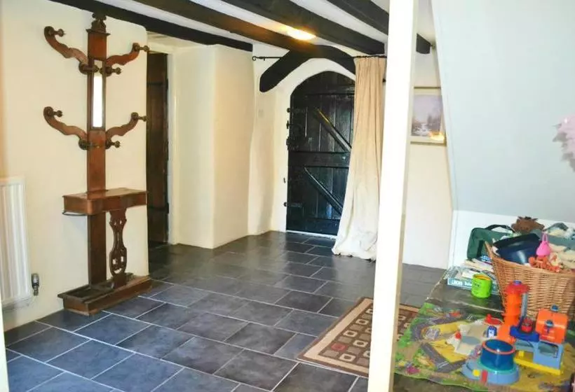 Coombe Mill Holidays