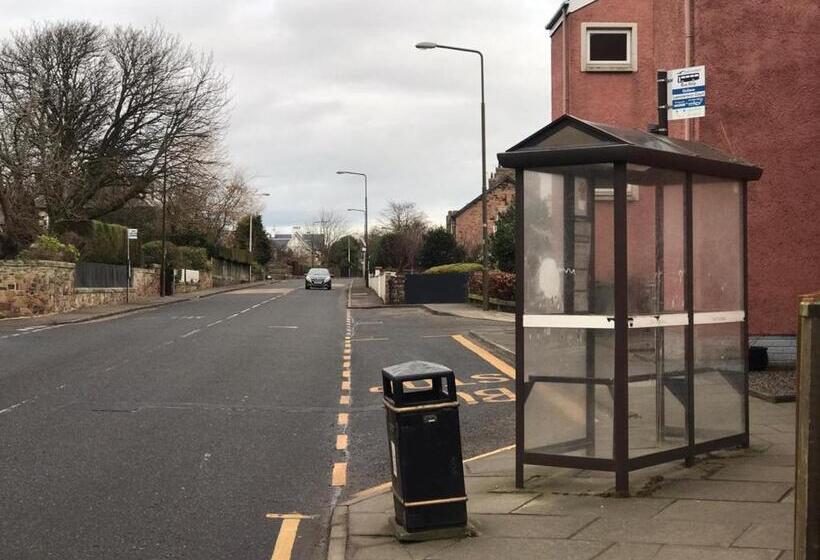 Gullane View Apartment