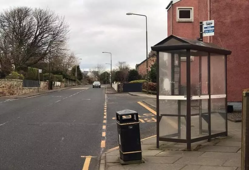 Gullane View Apartment