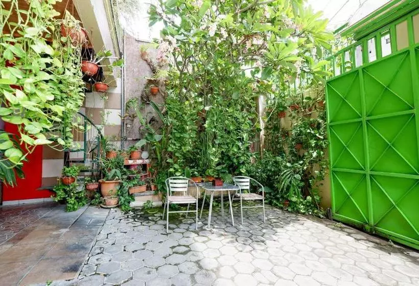 Otel Oyo 2095 Wisma Daun