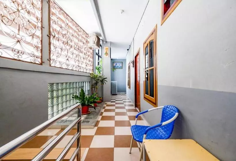 Otel Oyo 2095 Wisma Daun