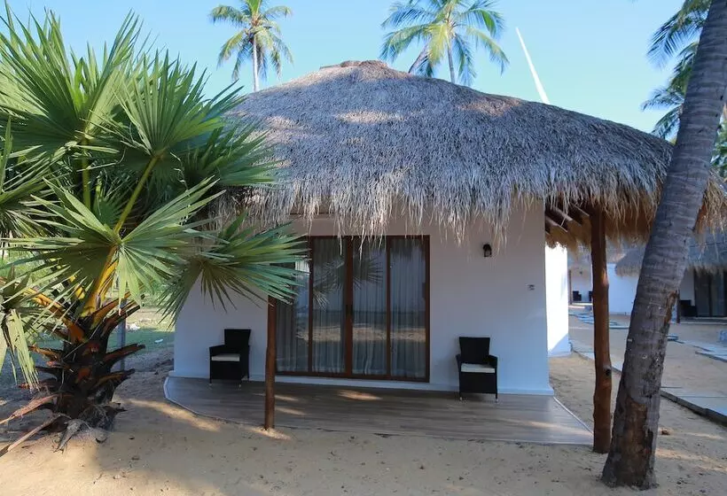 Hotelli Seth Dev Lagoon Chalets Kalpitiya