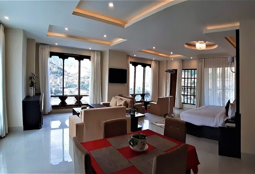 هتل The Four Boutique