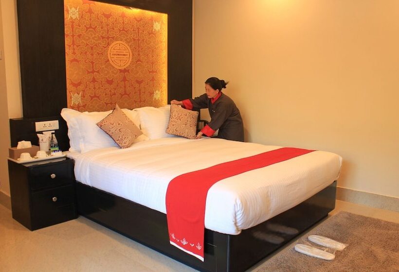 هتل The Four Boutique