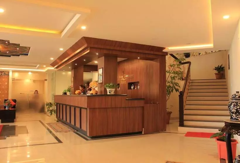 هتل The Four Boutique