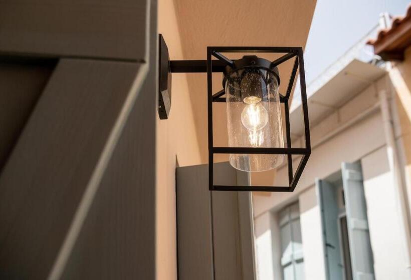 펜션 Aoria Estate Old Port