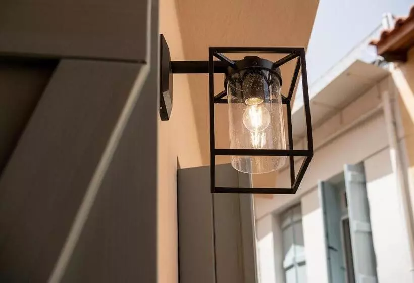 پانسیون Aoria Estate Old Port