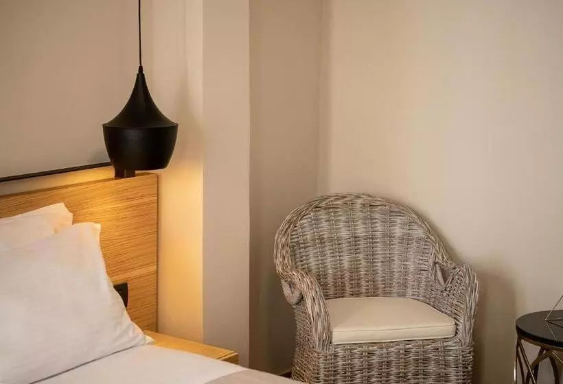 پانسیون Aoria Estate Old Port