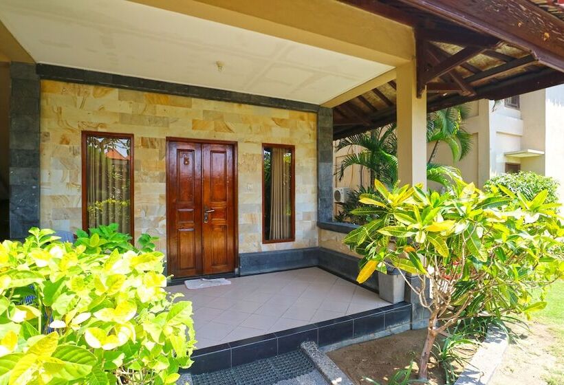 پانسیون Puri Nusa Beach