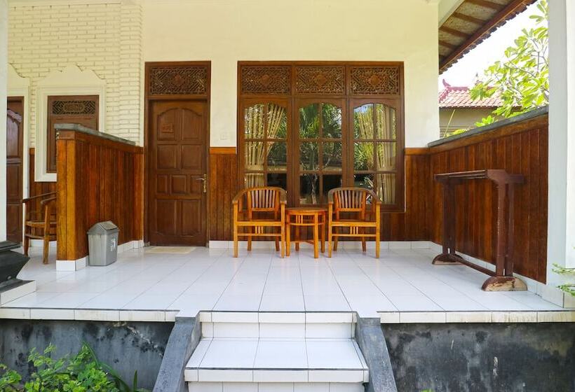 پانسیون Puri Nusa Beach