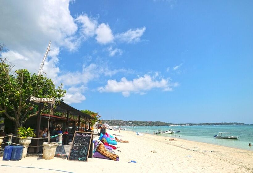 پانسیون Puri Nusa Beach