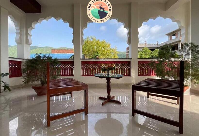 فندق Golden Bird X One Light Stays