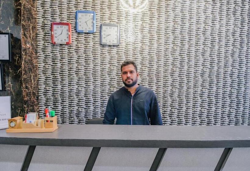 호텔 Treebo Trip Ahlan International