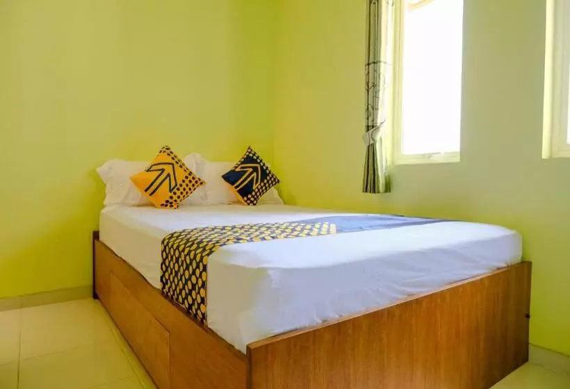 هتل Spot On 2032 Kalyca Kos Family Syariah