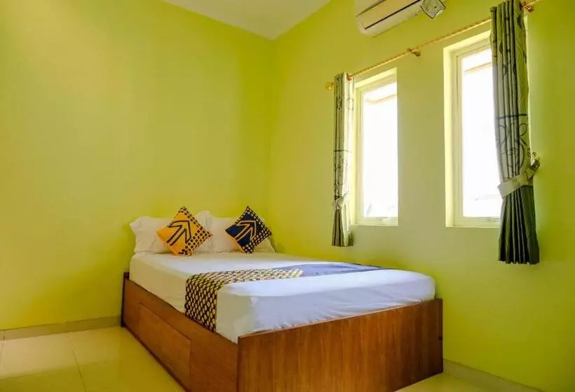 هتل Spot On 2032 Kalyca Kos Family Syariah