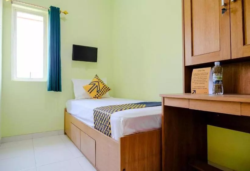 هتل Spot On 2032 Kalyca Kos Family Syariah