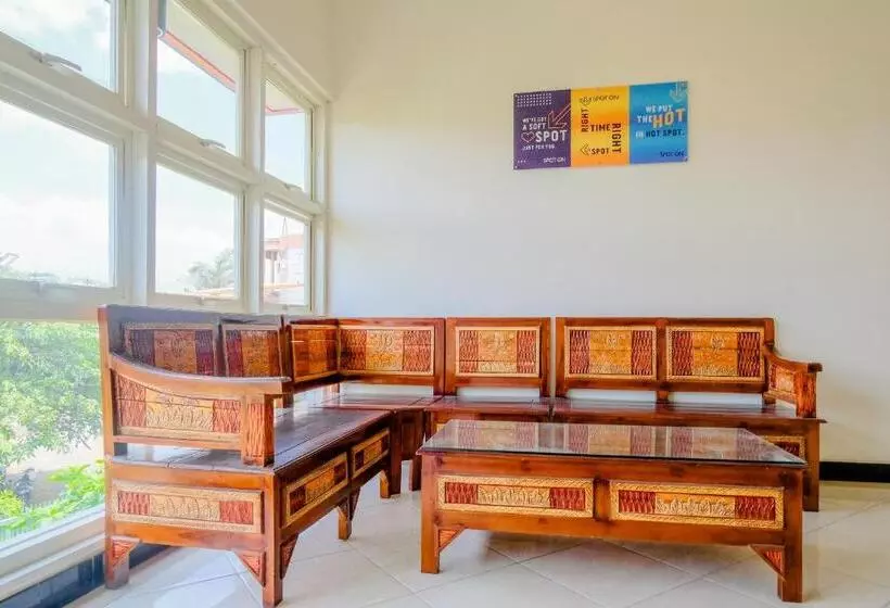 هتل Spot On 2032 Kalyca Kos Family Syariah