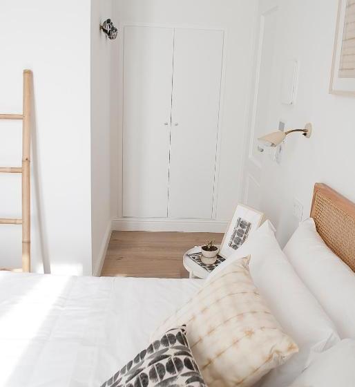 膳宿费 L'alighieri