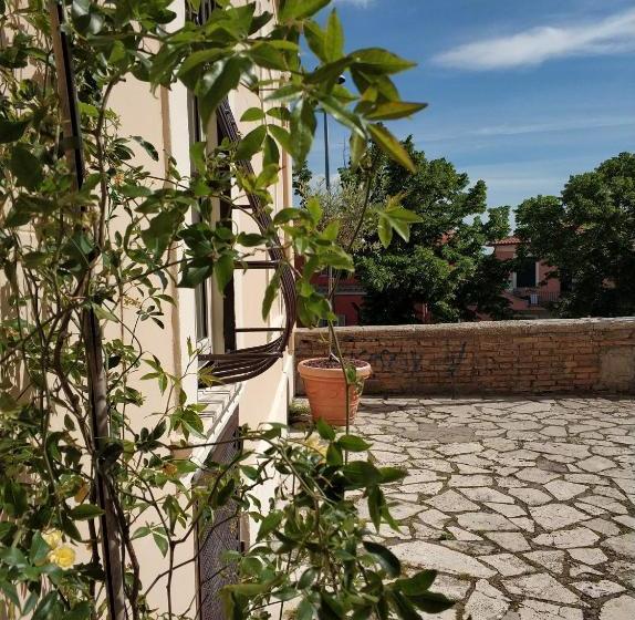 膳宿费 L'alighieri