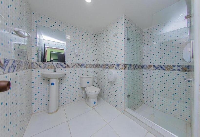 Hotel Avexi Suites By Geh Suites