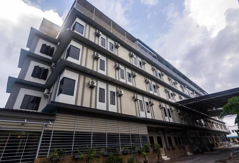 בית מלון כפרי Capital O 1867 Kara Guest House