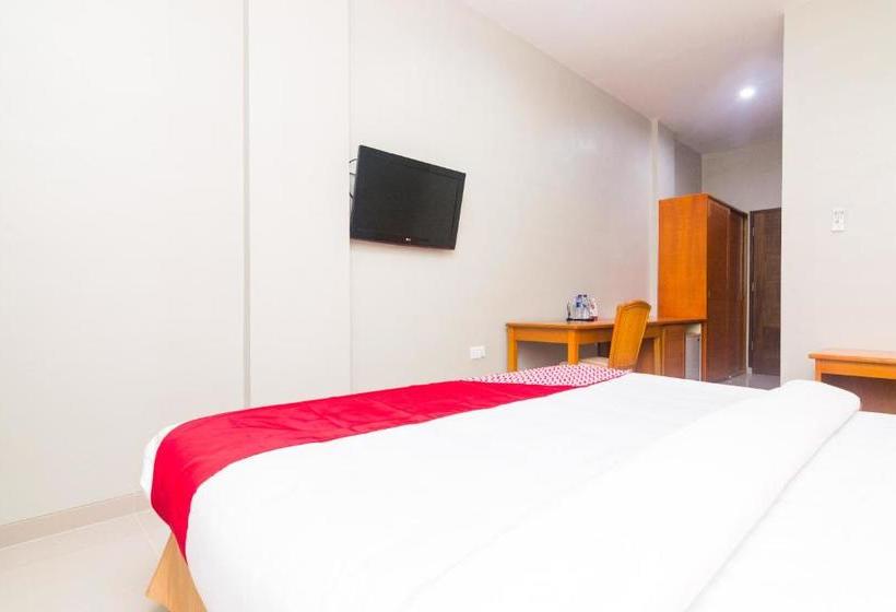 בית מלון כפרי Capital O 1867 Kara Guest House