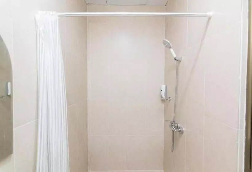 هتل Capital O 1867 Kara Guest House