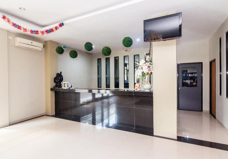 בית מלון כפרי Capital O 1867 Kara Guest House