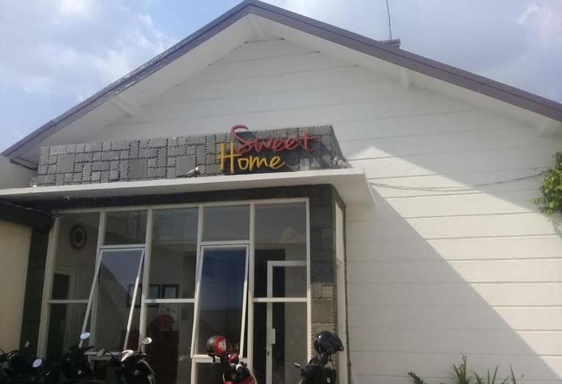 Отель Oyo 1924 Sweet Home