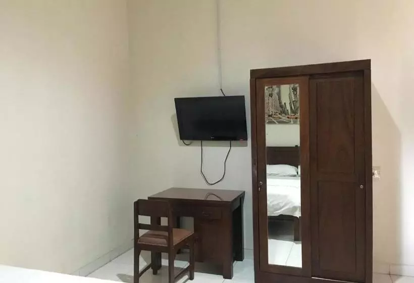 هتل Oyo 1924 Sweet Home