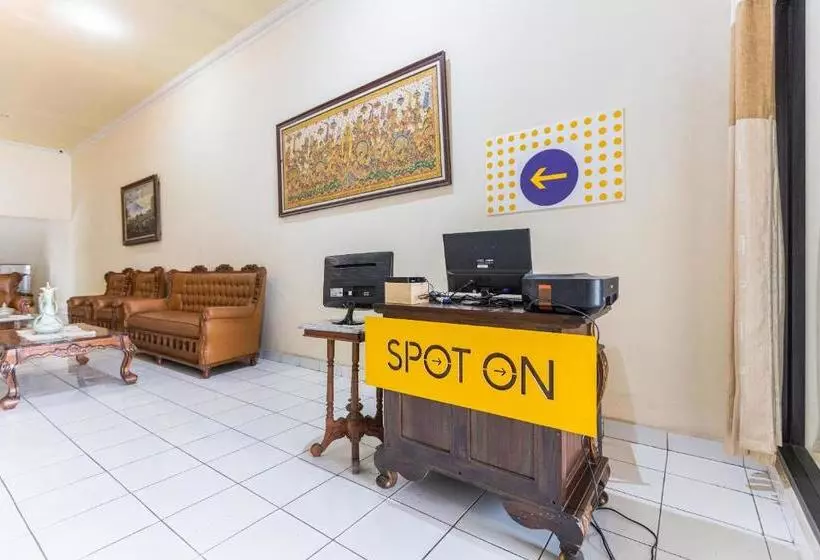 ホテル Spot On 1990 Pondok Ripuji