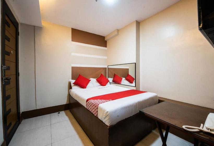 בית מלון כפרי Oyo 475 Pearl Blossom