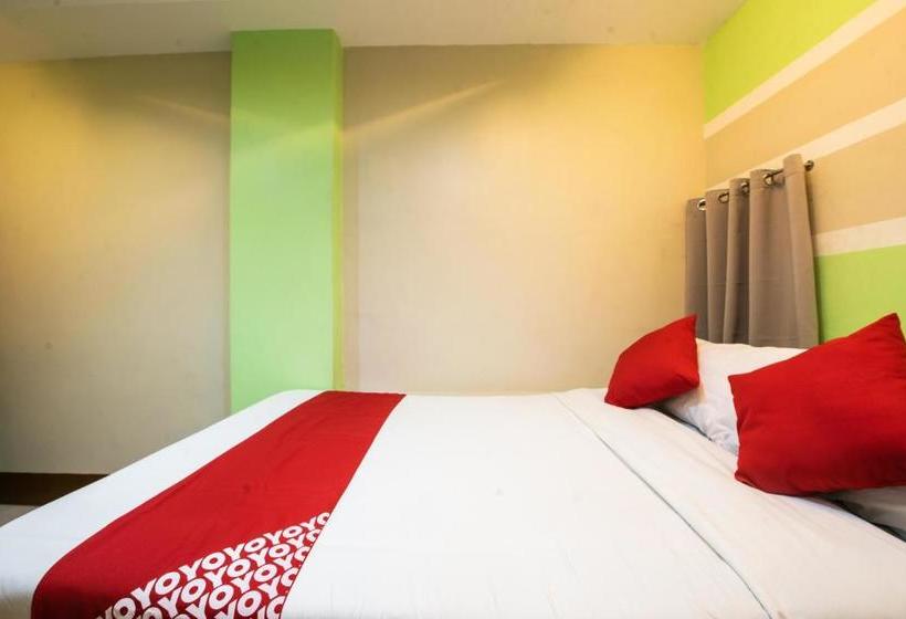 בית מלון כפרי Oyo 475 Pearl Blossom