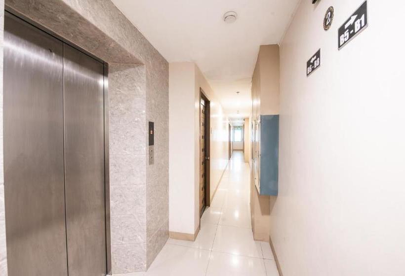 בית מלון כפרי Oyo 475 Pearl Blossom