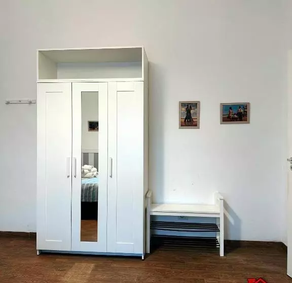 پانسیون Guest House La Maddalena