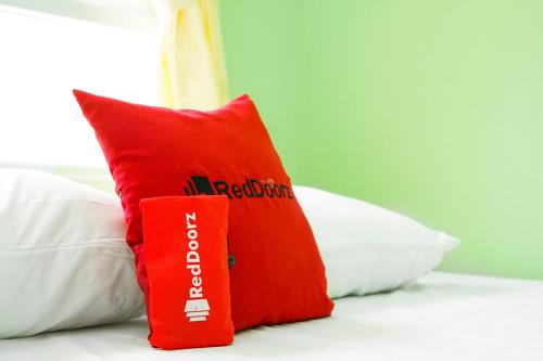 פנסיון Reddoorz Syariah Near Gor Panatayuda