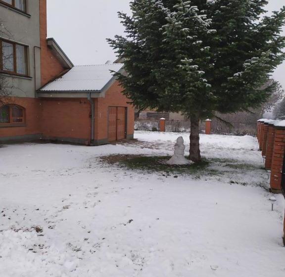 پانسیون Skifija