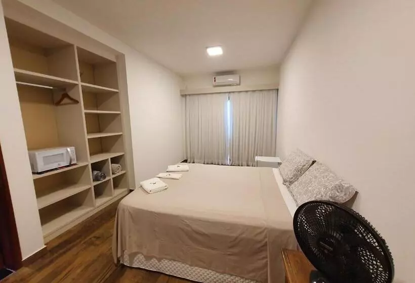 Hotelli Espaço Casa Na Rocha