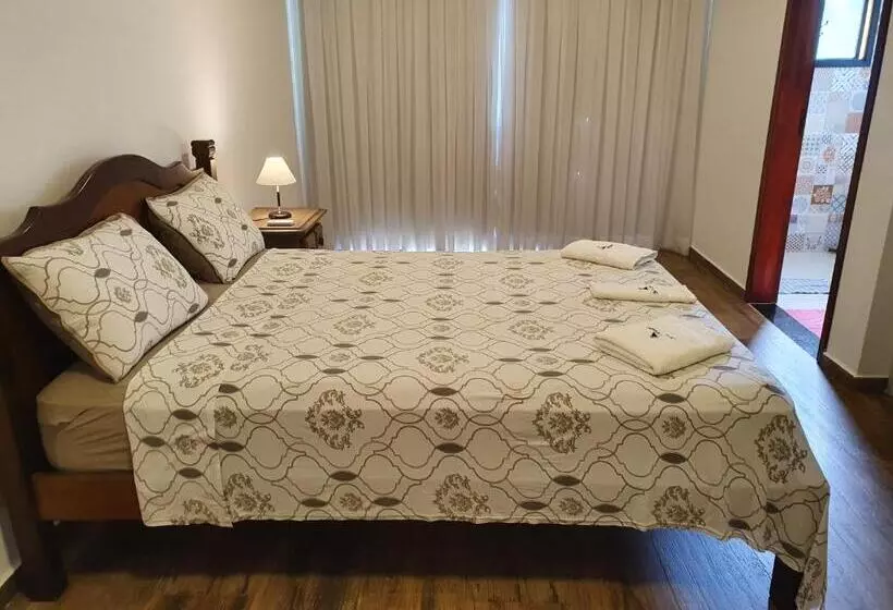 Hotelli Espaço Casa Na Rocha