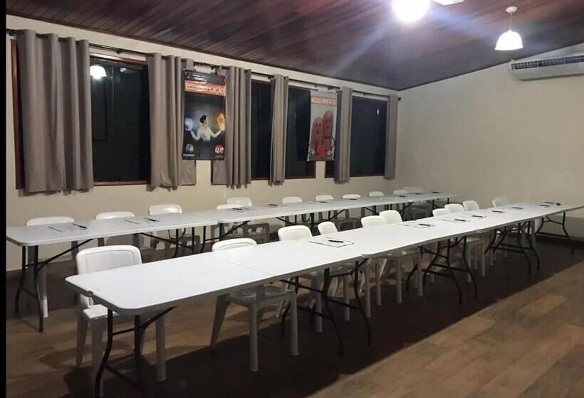 فندق Espaço Casa Na Rocha