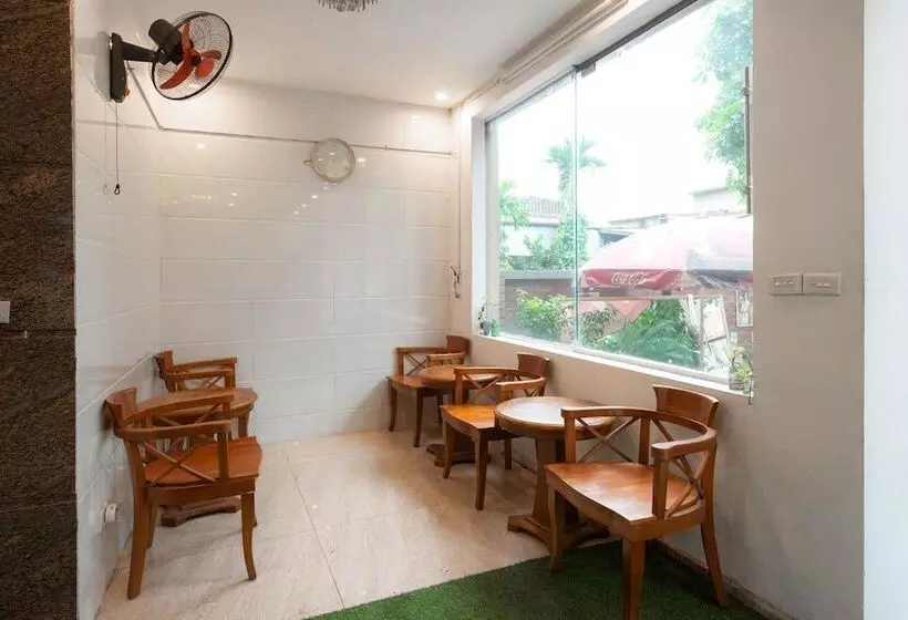 هتل Oyo 472 Lenka