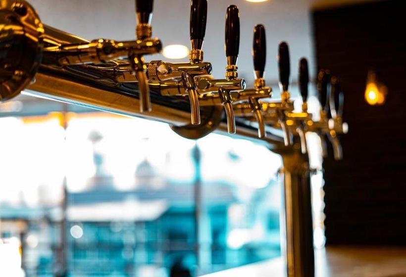 ホテル The Phat Packers